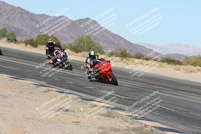 media/Dec-01-2025-Moto Forza (Mon) [[2daa91e15f]]/2-Intermediate Group/Session 4 (Turn 10 Inside)/